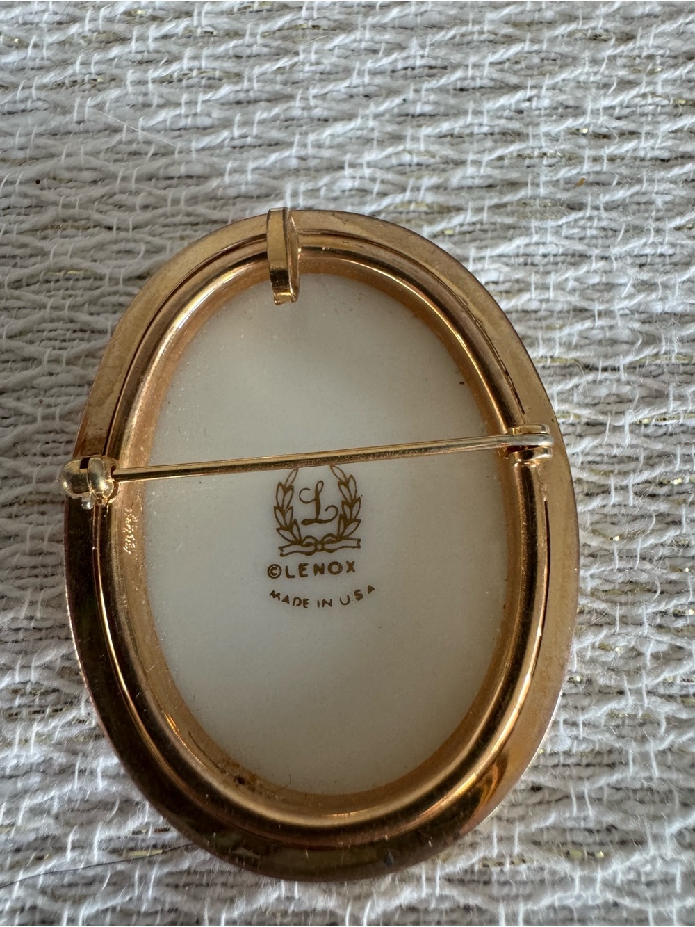 Vtg Lenox Porcelain  Windsong  flower cameo brooch /  Pendant 14k Gold Filled - Picture 2 of 5